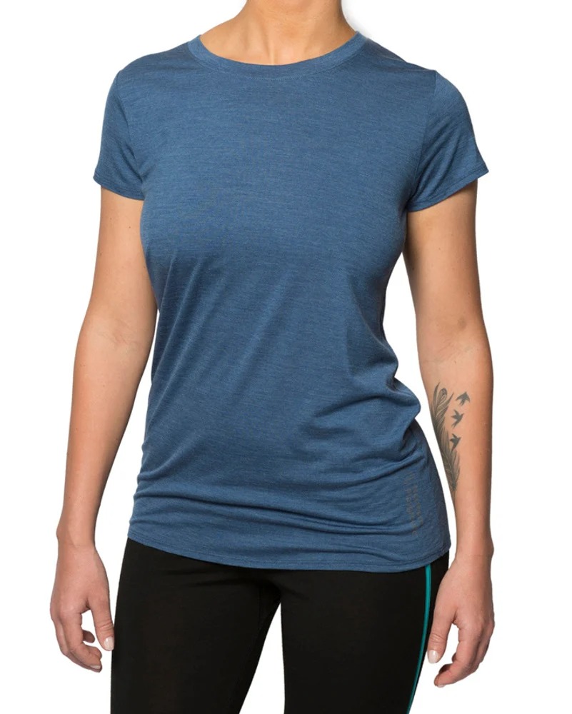 Braasport Northern Playground T shirt wool, t skjorte dame T skjorte tynn ull dame, light blue i 2020 | T skjorte
